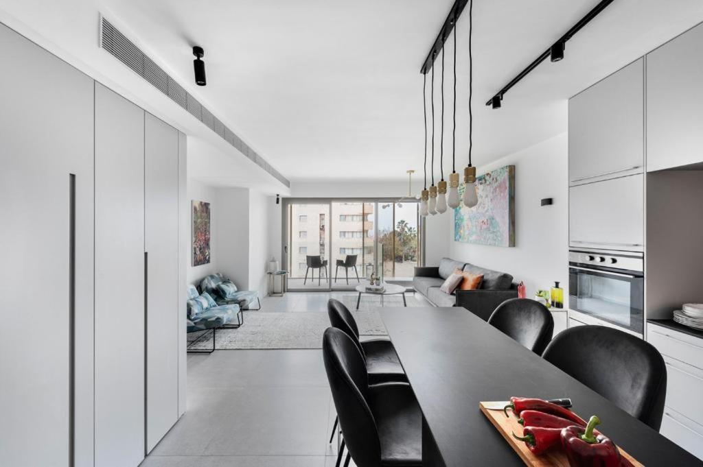 תל אביב Yefet - By Beach Apartments Tlv מראה חיצוני תמונה